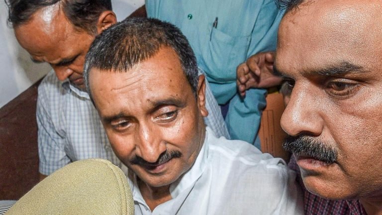 उन्नाव रेप केस: सेंगर की जेल की सज़ा निलंबित करने के खिलाफ सुप्रीम कोर्ट में याचिका दायर की गई