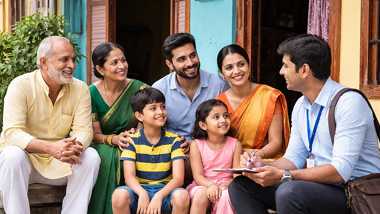 Census 2026: जनगणना के 33 सवालों की सूची जारी, जानिए आपके घर से क्या-क्या ली जाएगी जानकारी