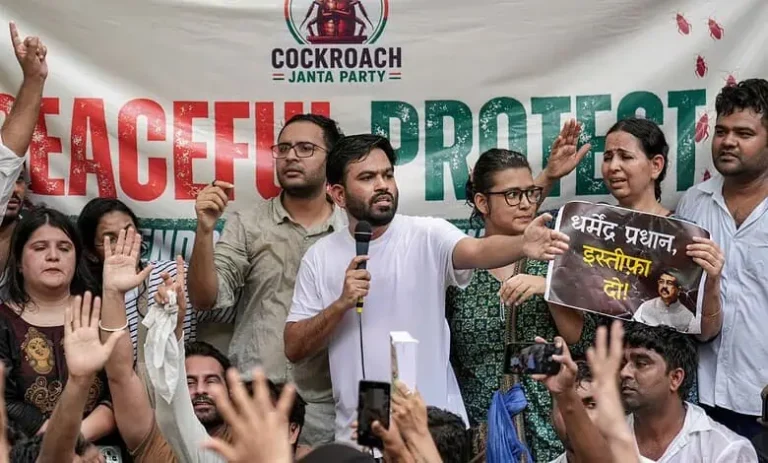 ‘झुकती है दुनिया, झुकाने वाला चाहिए’: दीपके ने कहा प्रधान के इस्तीफे के बाद भी प्रदर्शन जारी रहेगा