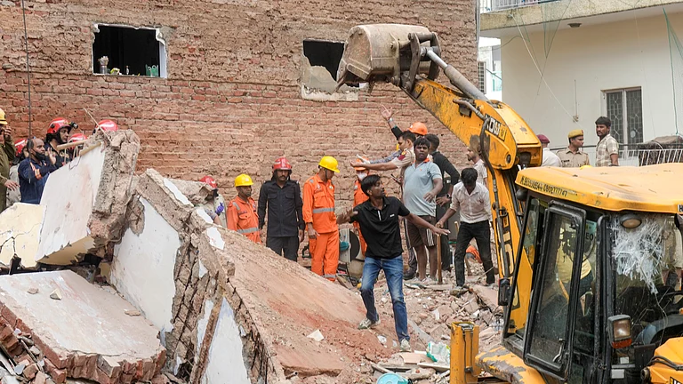 हादसे के बाद जागने वाली व्यवस्था, सवाल सिर्फ मौतों का नहीं, जवाबदेही का भी